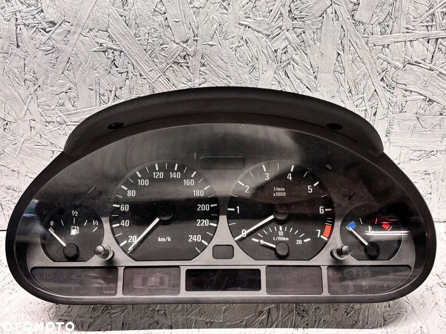 LICZNIK ZEGARY EUROPA BMW E46 1.6 4117729 - 1
