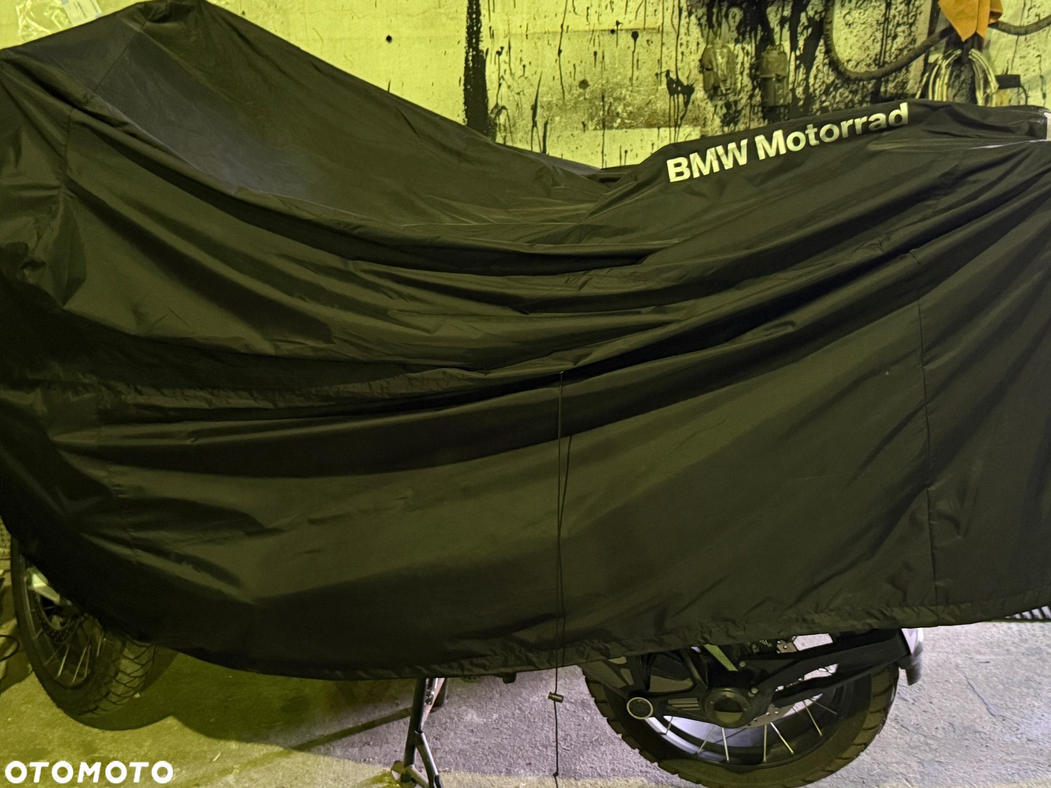 BMW Adventure - 1