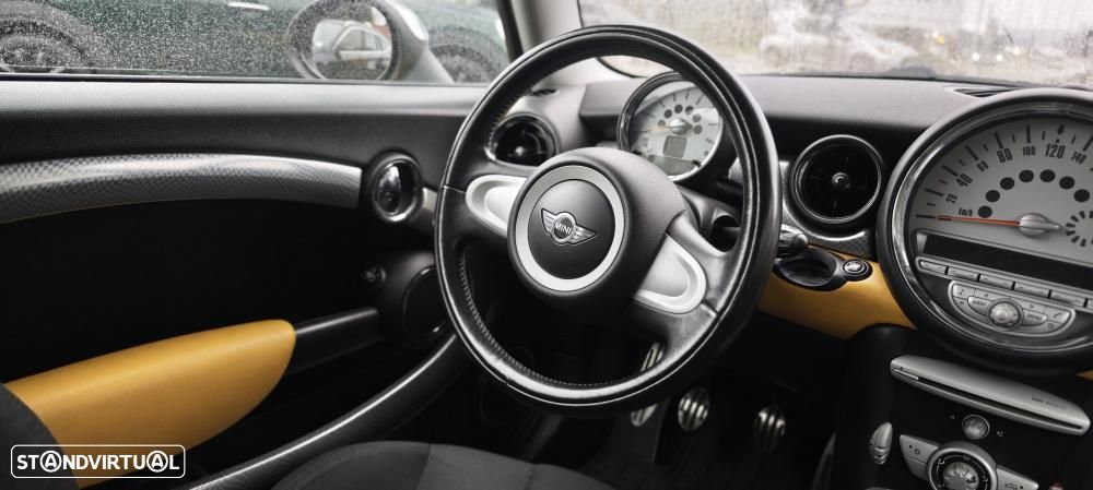 MINI 3 Portas Cooper S - 17