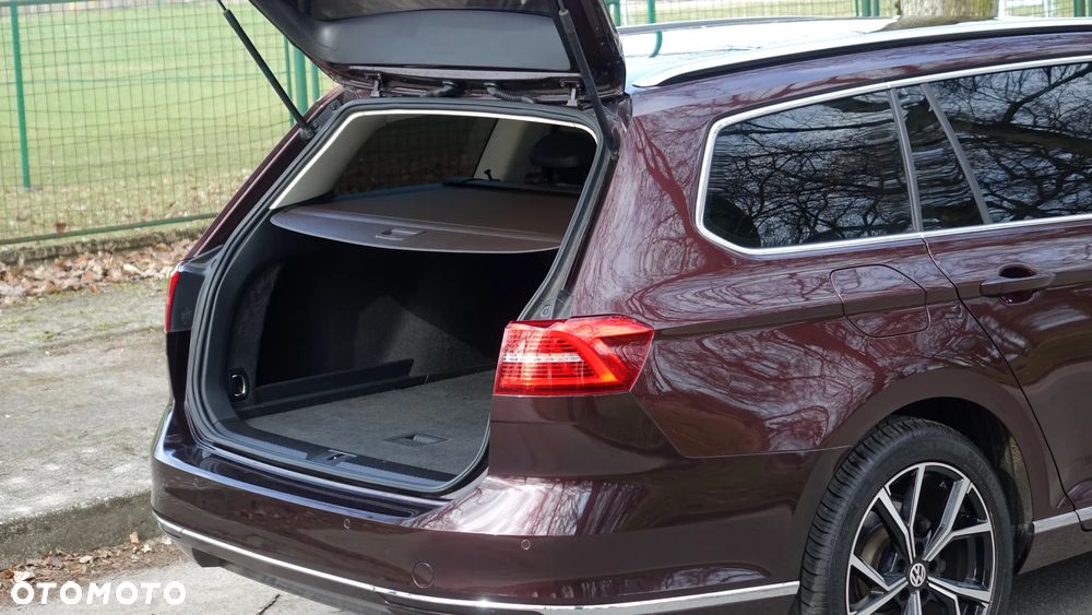 Volkswagen Passat 2.0 TDI (BlueMotion Technology) DSG Highline - 35