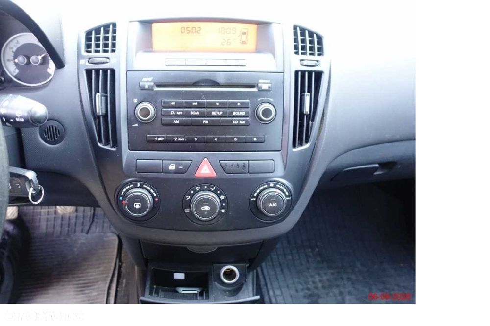 Kia Ceed 1.6 Crdi Comfort + - 12