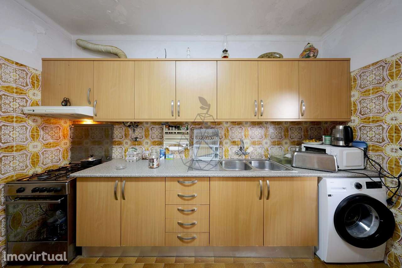 Apartamento T2 com Terraço Privativo em Zona Tranquila de Estômbar - Grande imagem: 5/43