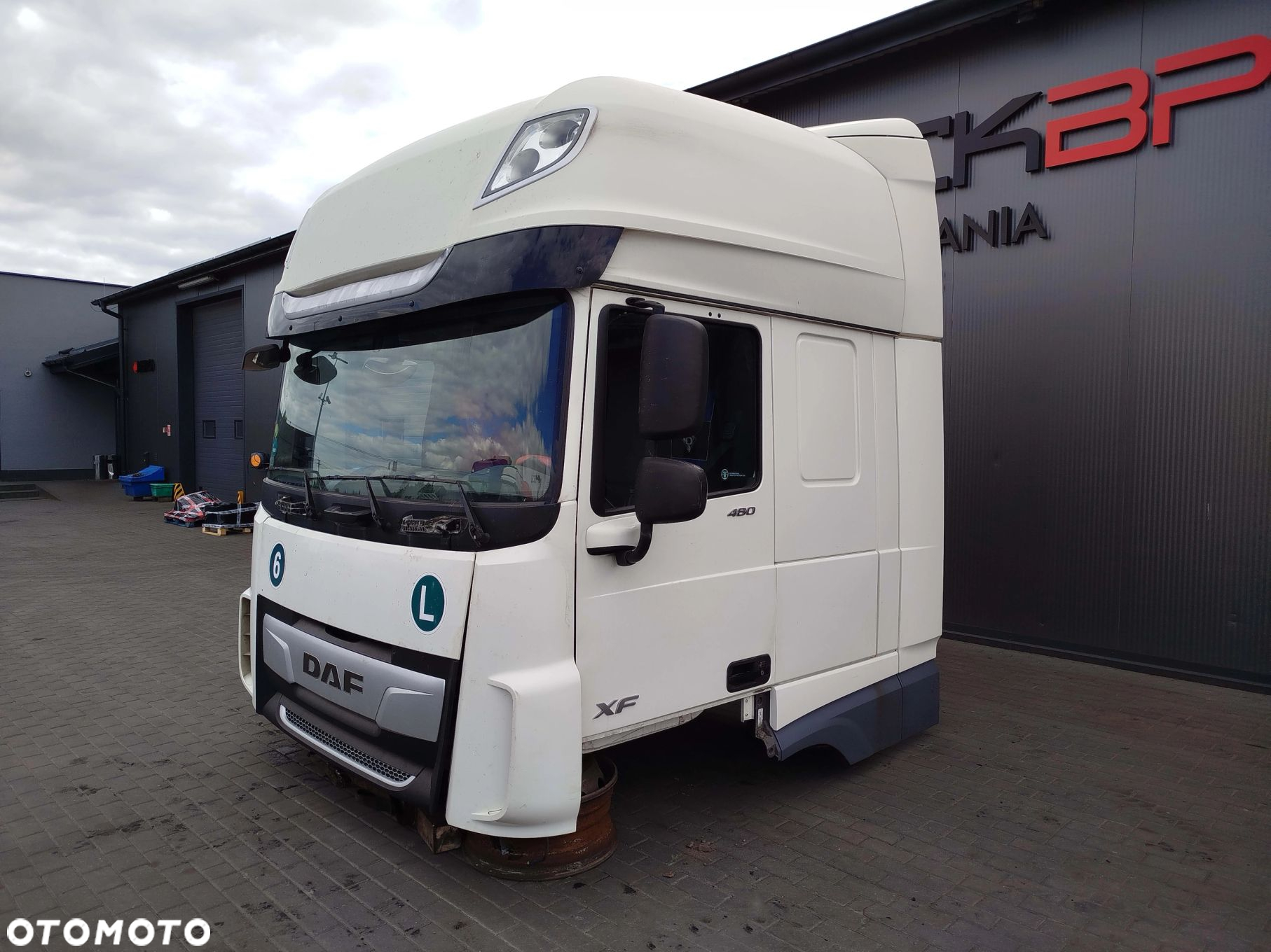 KABINA DAF XF 106 LIFT - 7