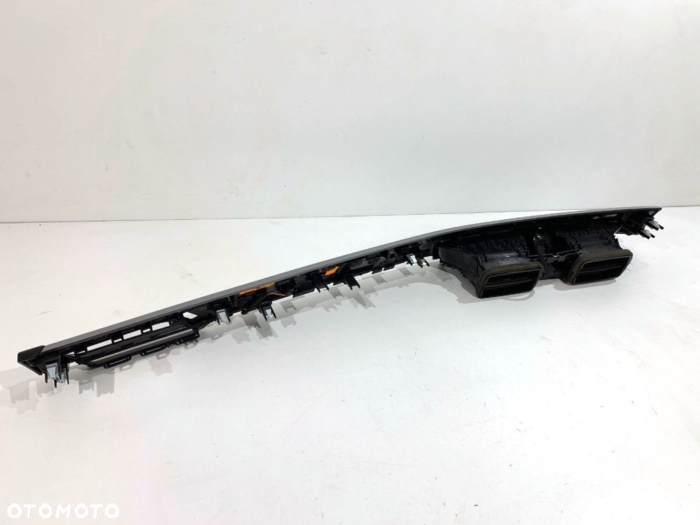 KRATKA NAWIEWU PRZÓD  BMW X1 (F48) 2014 - 2022 sDrive 18 i 103 kW [140 KM] benzyna 2017 - 2022 - 5