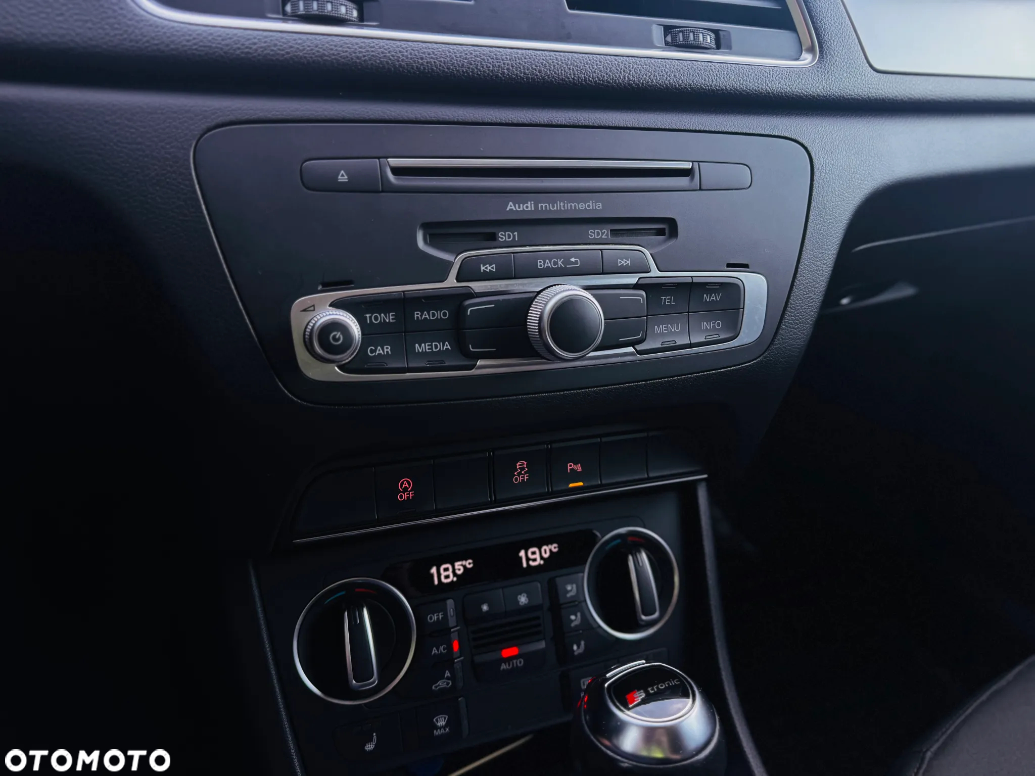 Audi Q3 1.4 TFSI S tronic - 27
