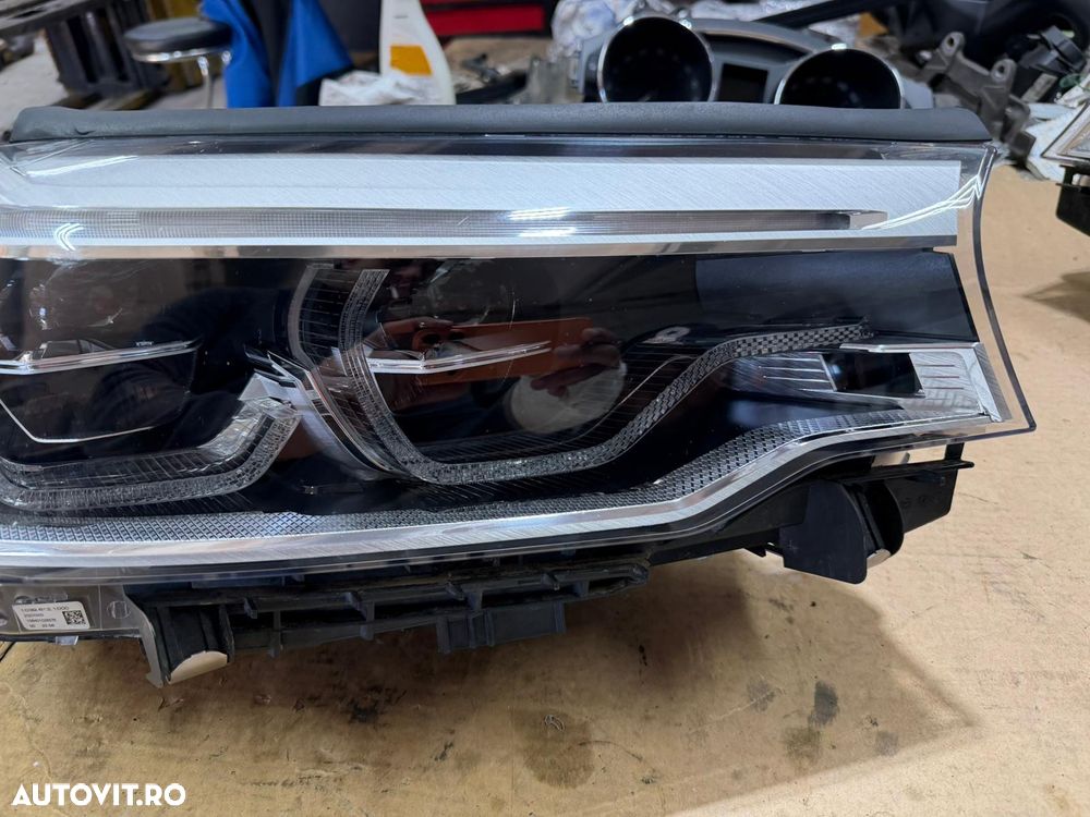 Far dreapta full led adaptive BMW G30, G31 an 2017-2023 stare perfecta cod 8499122 - 1