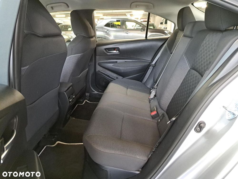 Toyota Corolla 1.8 Hybrid Comfort - 30