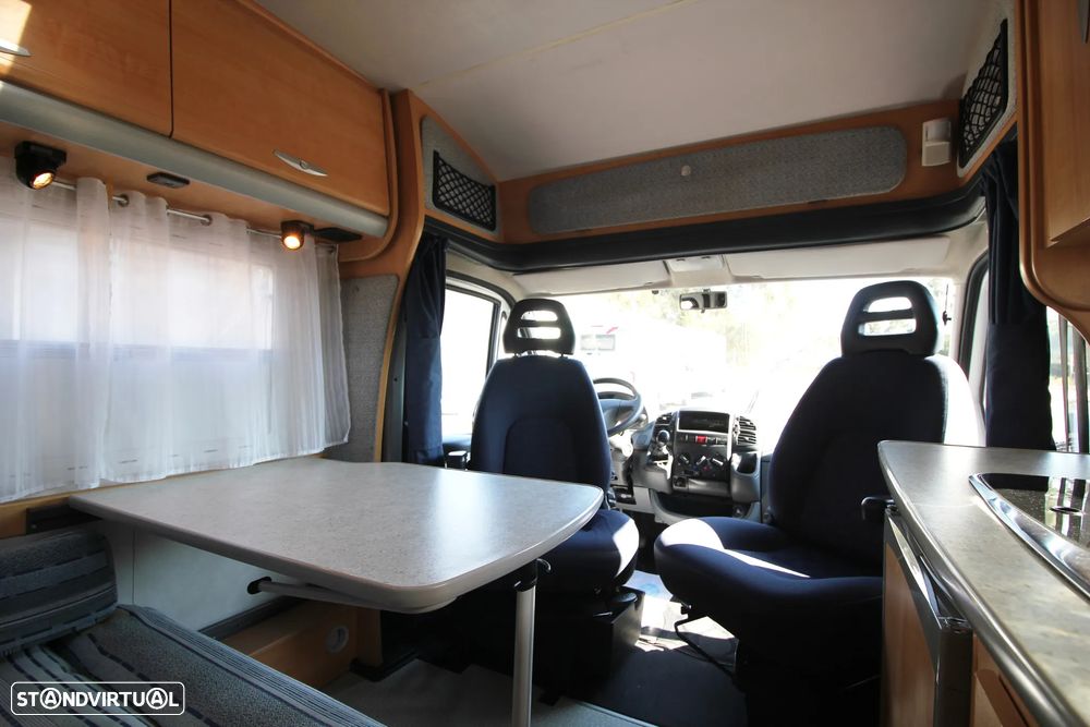 Chausson Welcome 55 *Cama Francesa* - 13