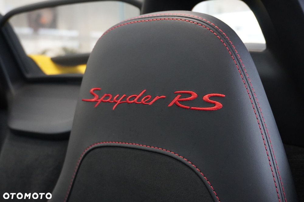 Porsche 718 Spyder - 24