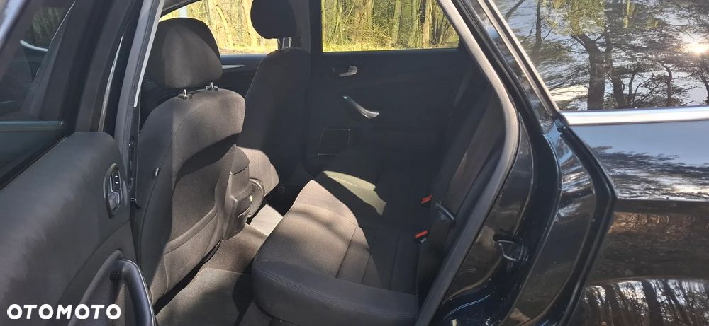 Ford Mondeo 2.0 TDCi Champions Edition - 11