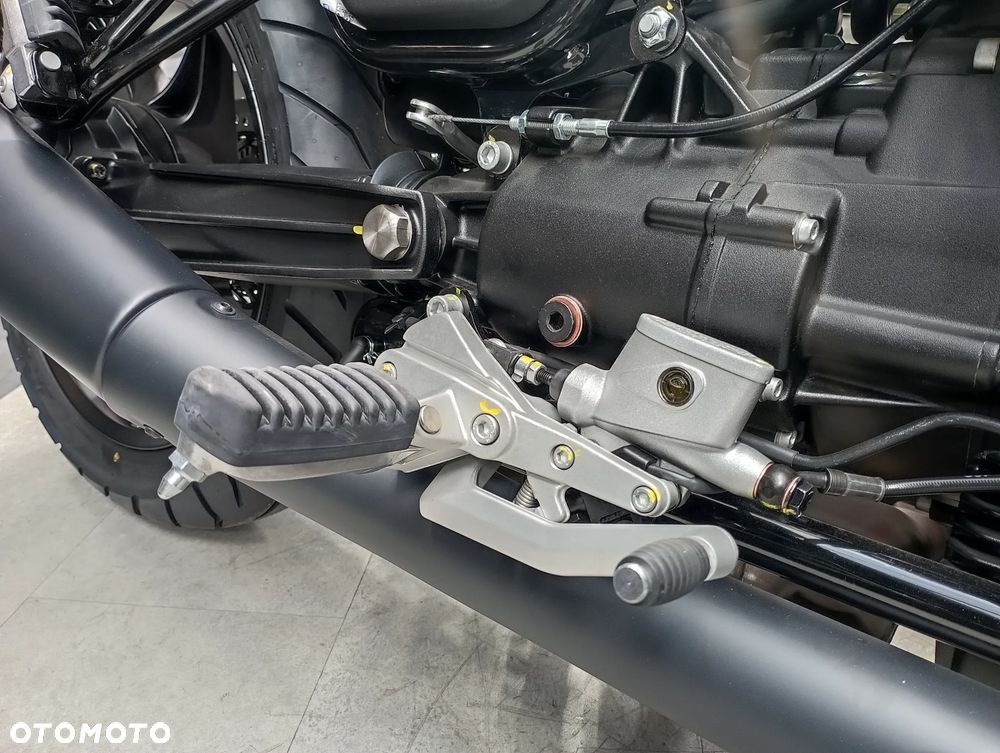 Moto Guzzi V7 - 10