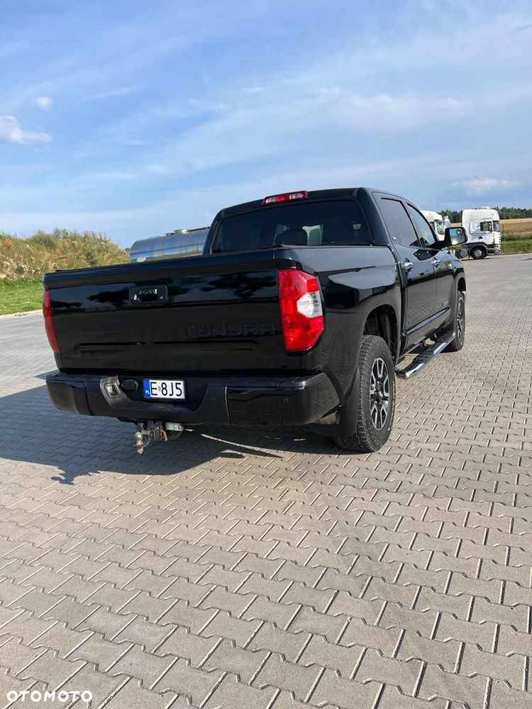 Toyota Tundra - 4