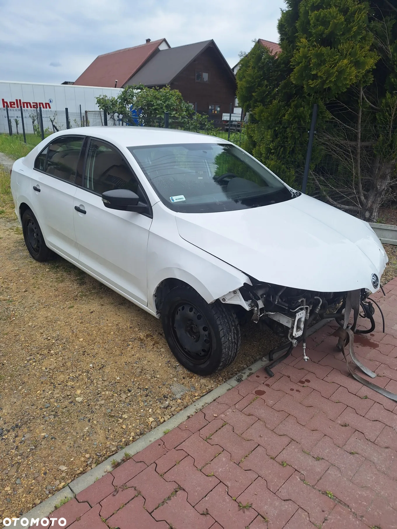 Skoda RAPID - 7
