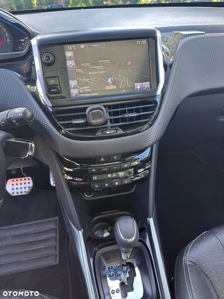 Peugeot 2008 PureTech 110 GPF Stop&Start EAT6 Allure - 3