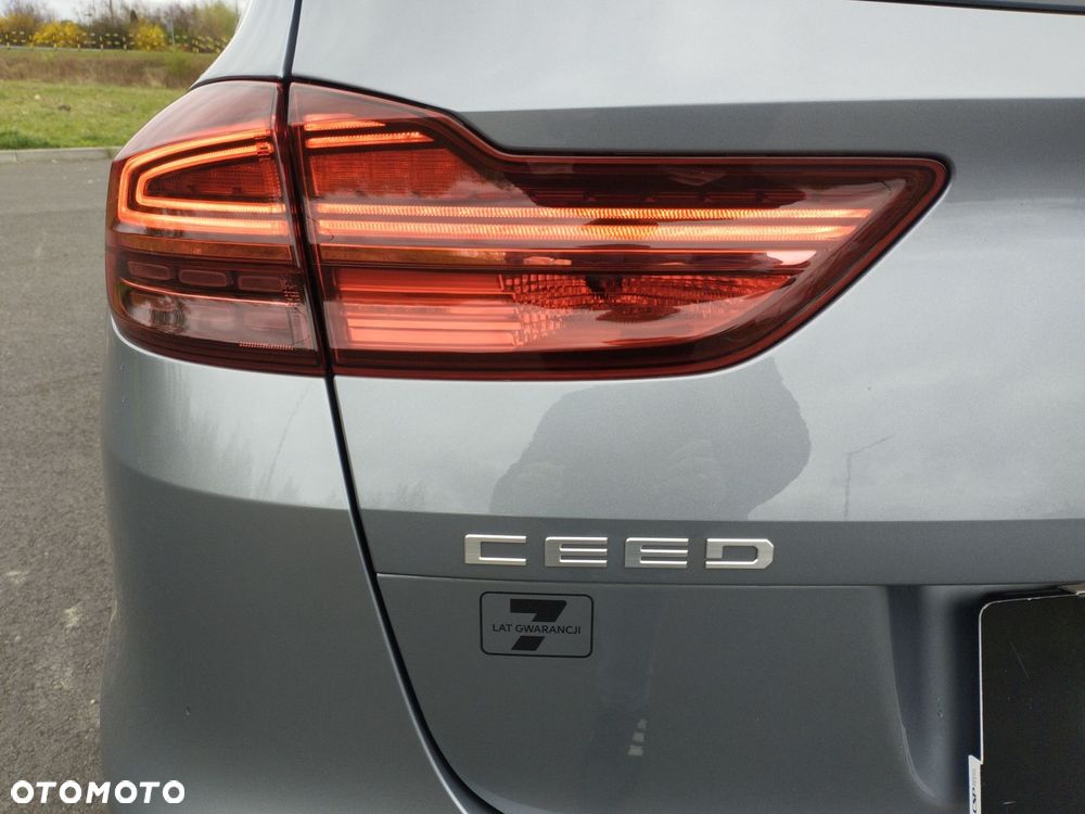 Kia Ceed 1.5 T-GDI Tribute - 24