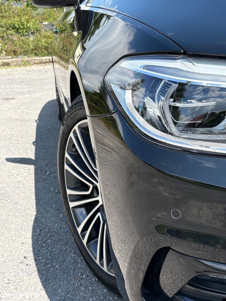 BMW Seria 5 530e iPerformance GPF M Sport sport - 21