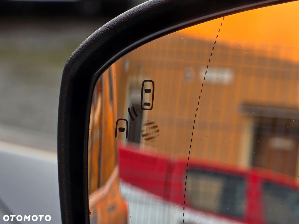 Ford S-Max 2.0 TDCi Titanium - 11