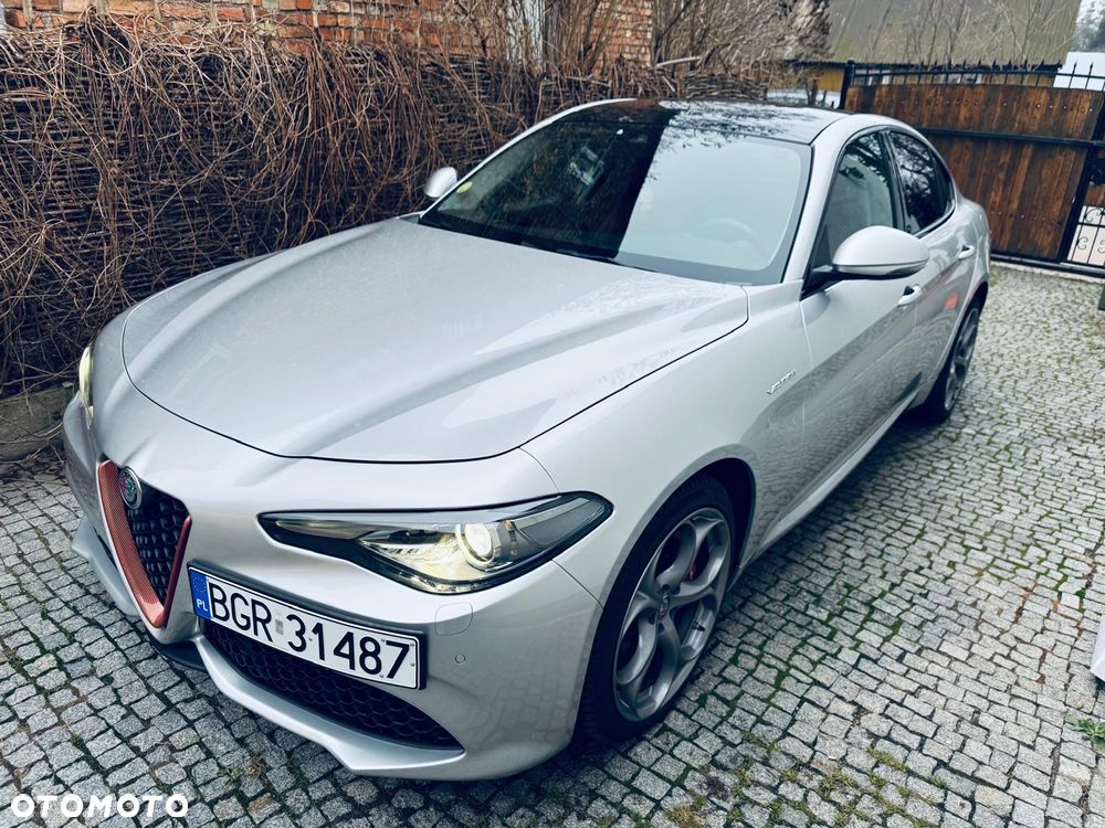 Alfa Romeo Giulia 2.2 AT8-Q4 Veloce - 5