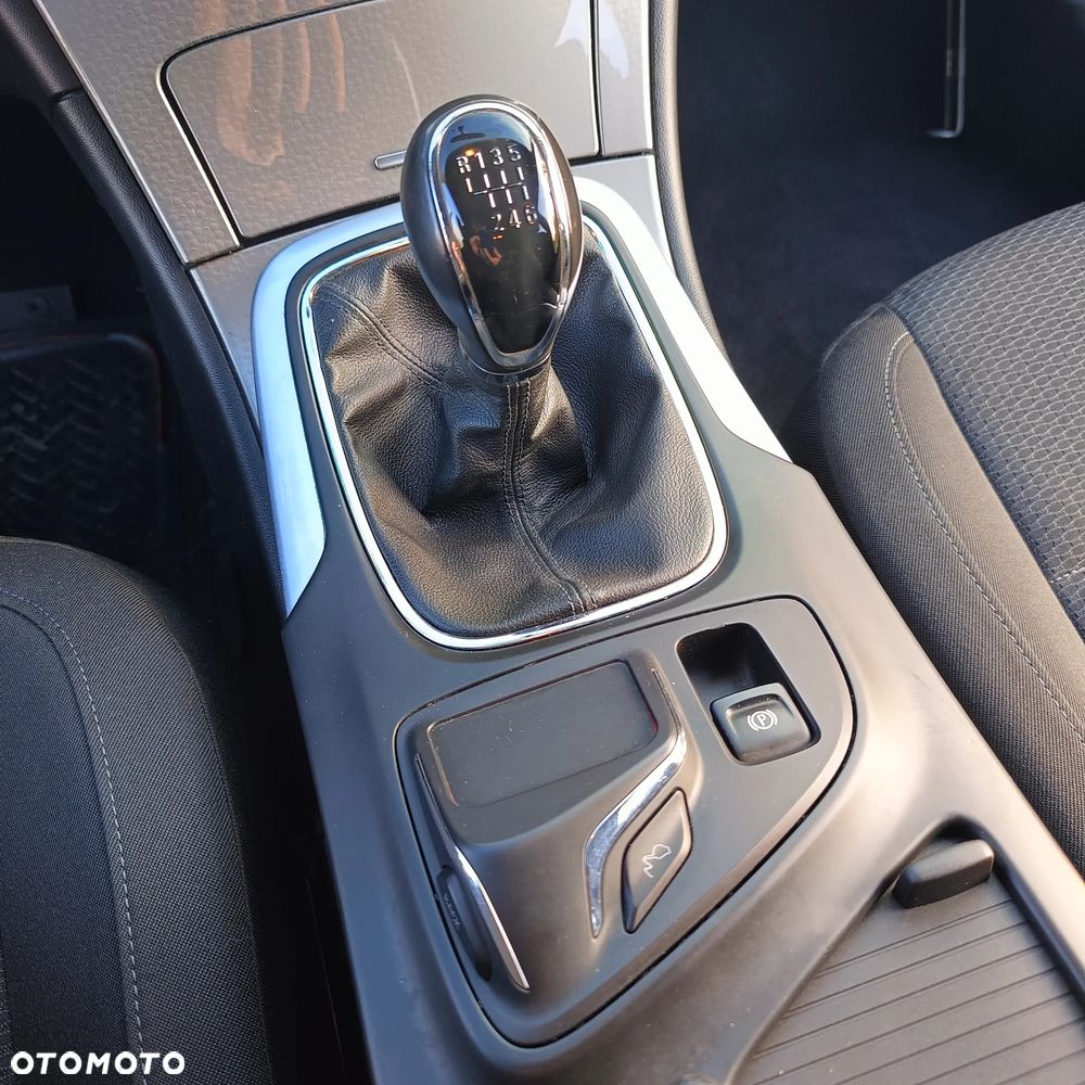Opel Insignia - 20