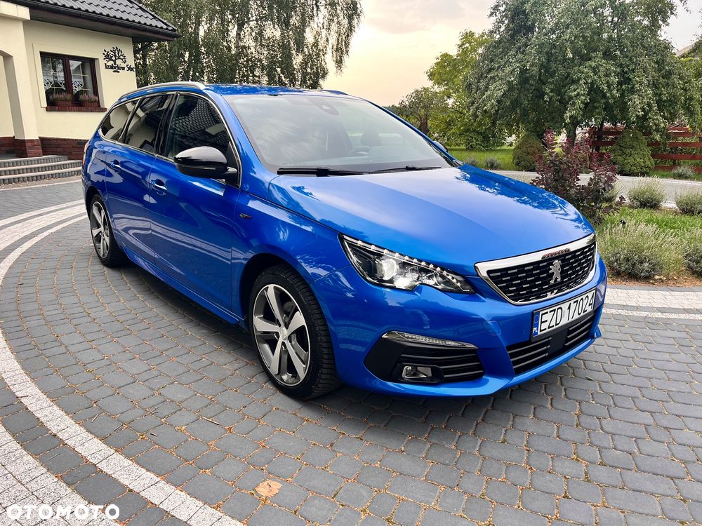 Peugeot 308 - 1