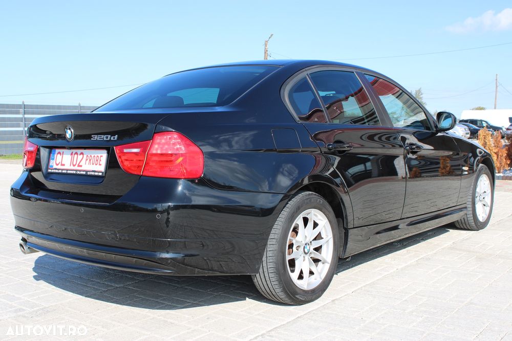 BMW Seria 3 320d xDrive DPF Edition Exclusive - 6