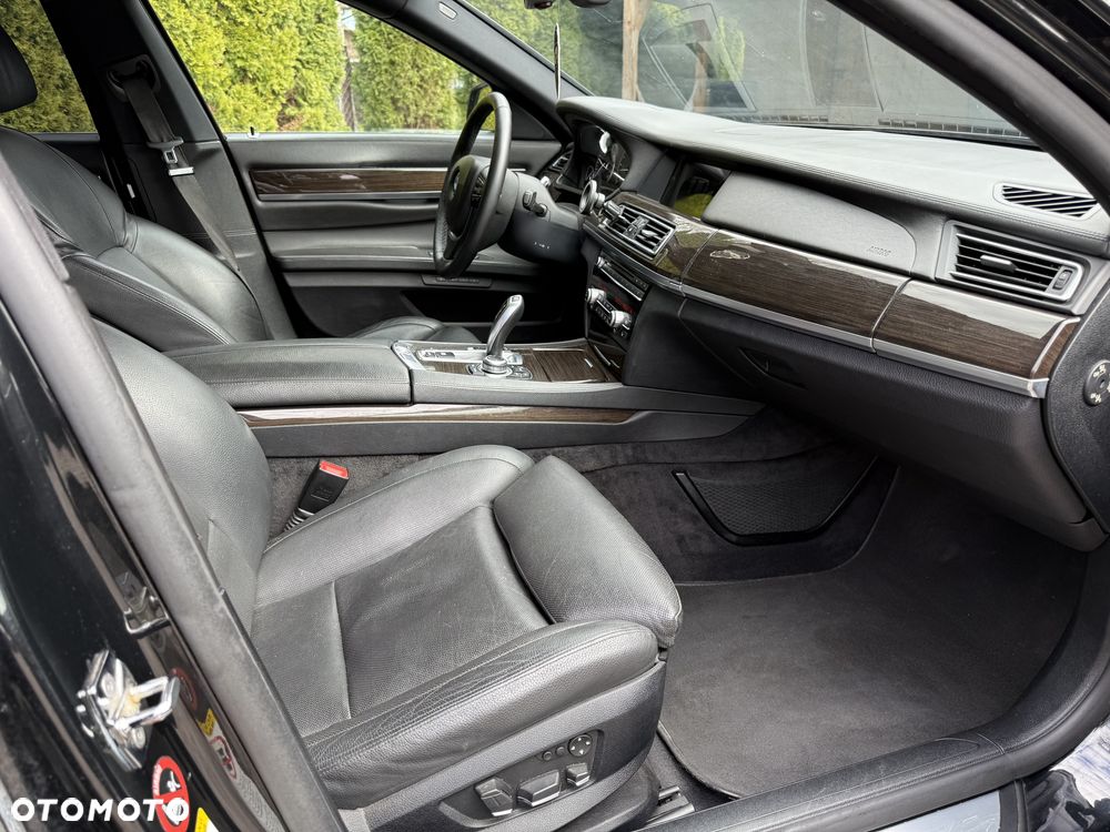 BMW Seria 7 730d - 6