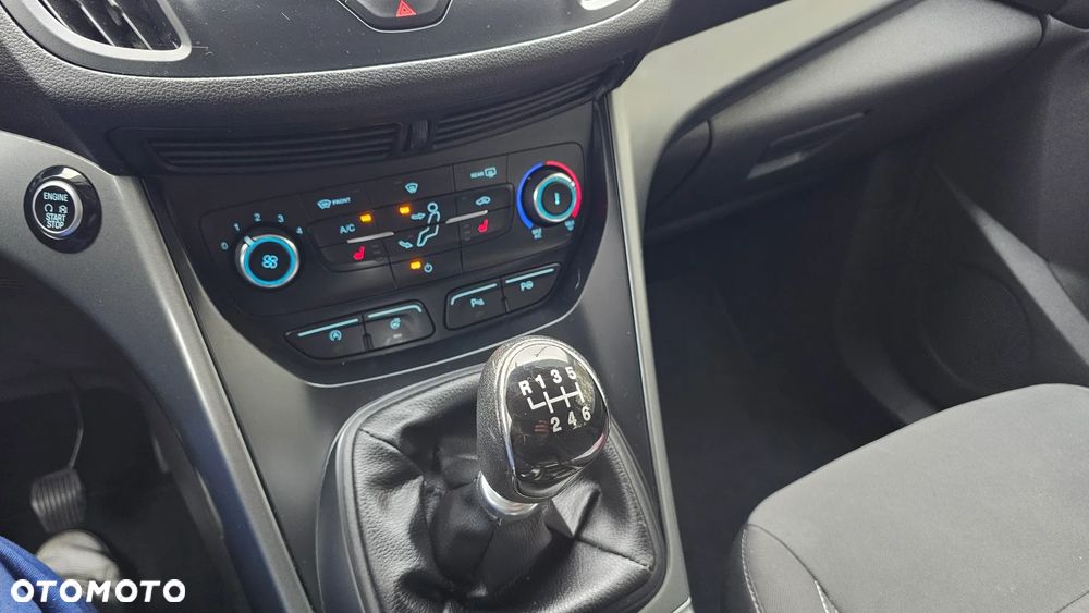 Ford Kuga 1.5 EcoBoost 2x4 SYNC - 20