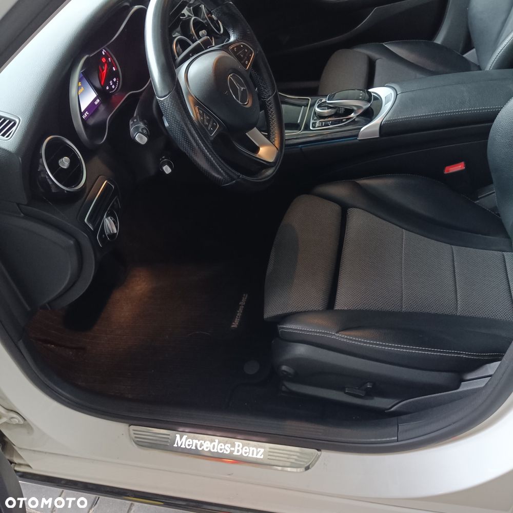 Mercedes-Benz Klasa C 180 T (BlueEFFICIENCY) 7G-TRONIC Avantgarde - 12