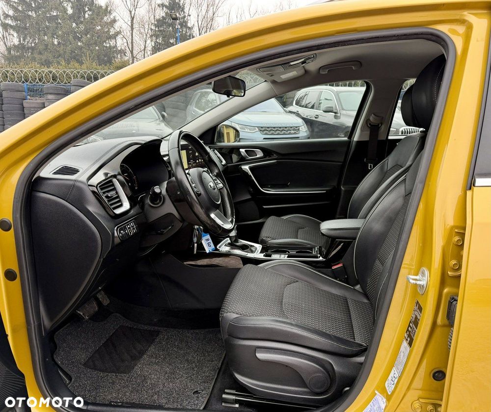 Kia XCeed - 9
