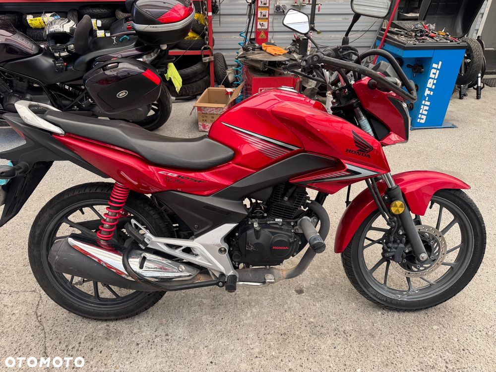 Honda CB - 8