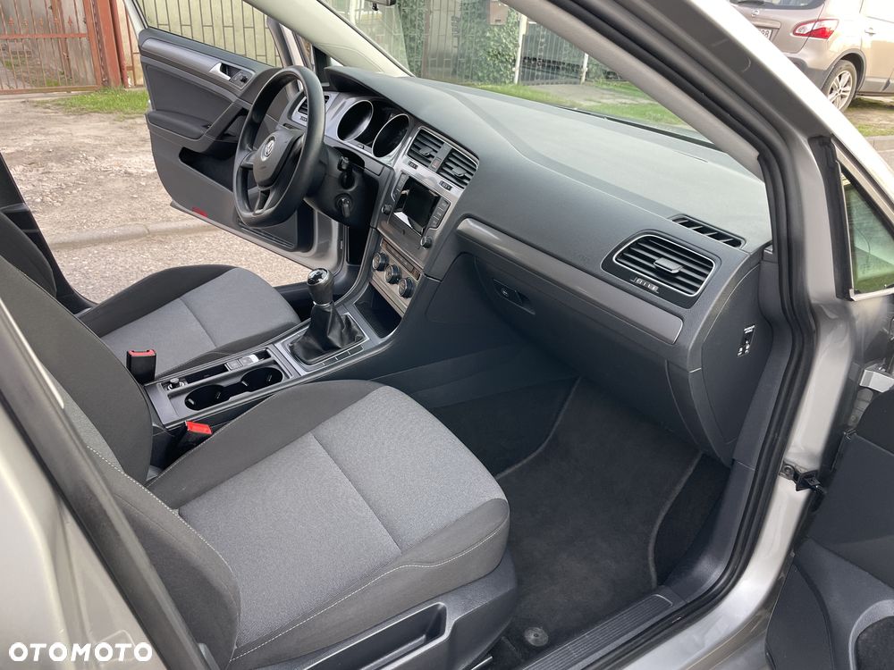 Volkswagen Golf VII 1.2 TSI BMT Trendline - 12