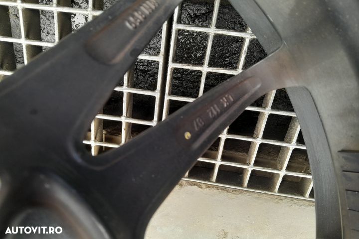 Janta aliaj cu anvelopa 19 8,5JX19H2 / 245 / 40ZR19 8,5JX19H2 / 245 / - 7