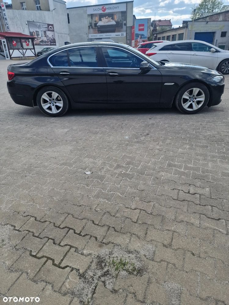 BMW Seria 5 528i - 9