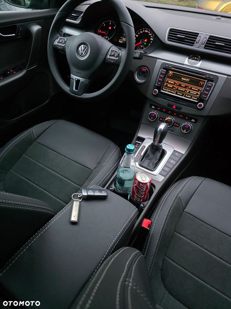 Volkswagen Passat 2.0 TDI Comfortline DSG - 20