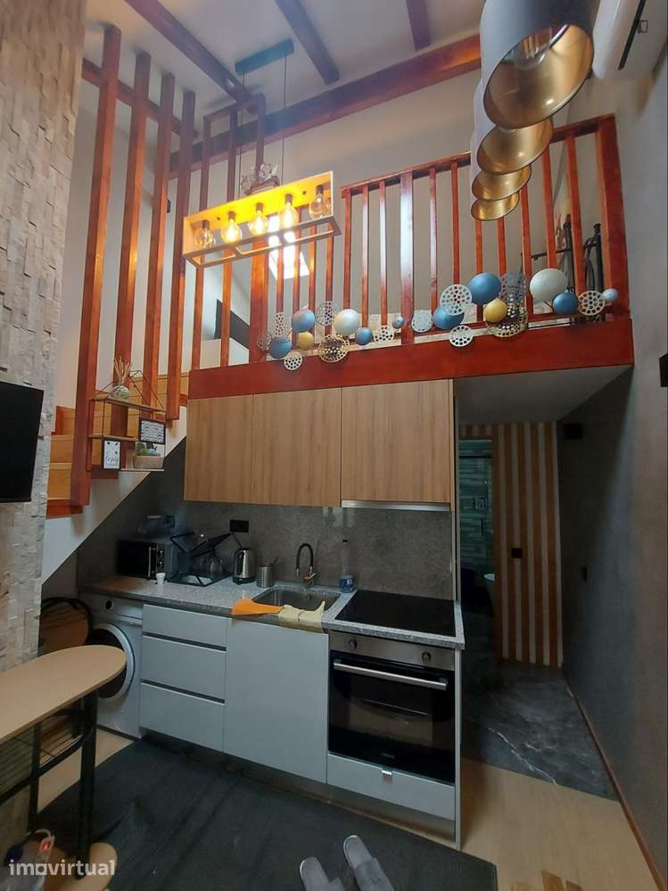 Casa com 2 quartos - localizado em Lordelo do Ouro Porto - Grande imagem: 2/16