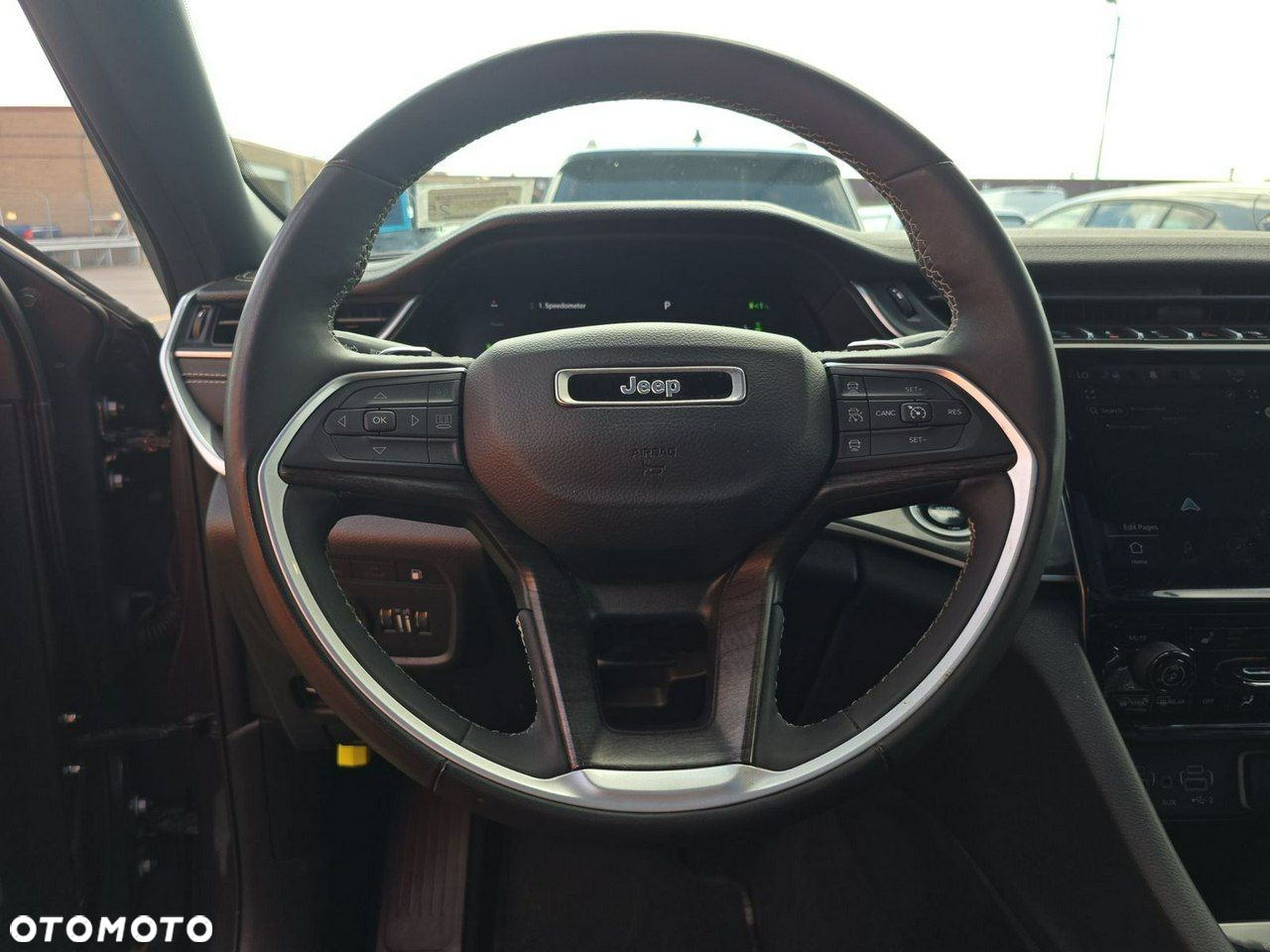 Jeep Grand Cherokee - 8