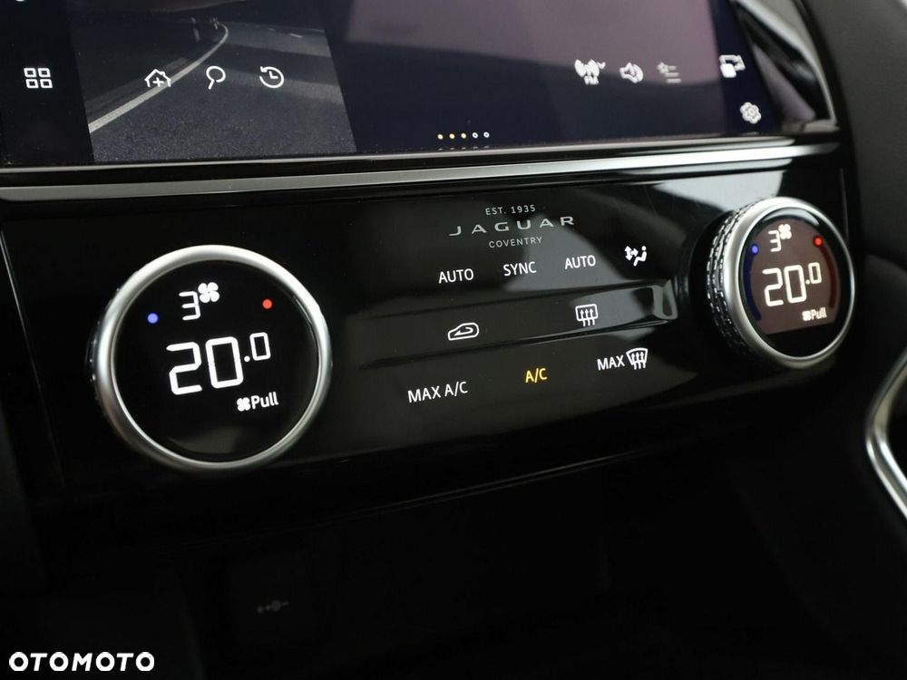Jaguar E-Pace D165 AWD S - 28