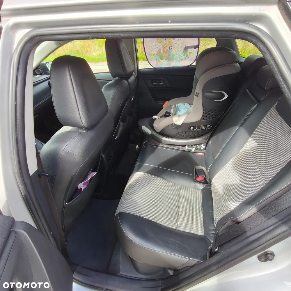 Toyota Auris Hybrid 135 Prestige - 18