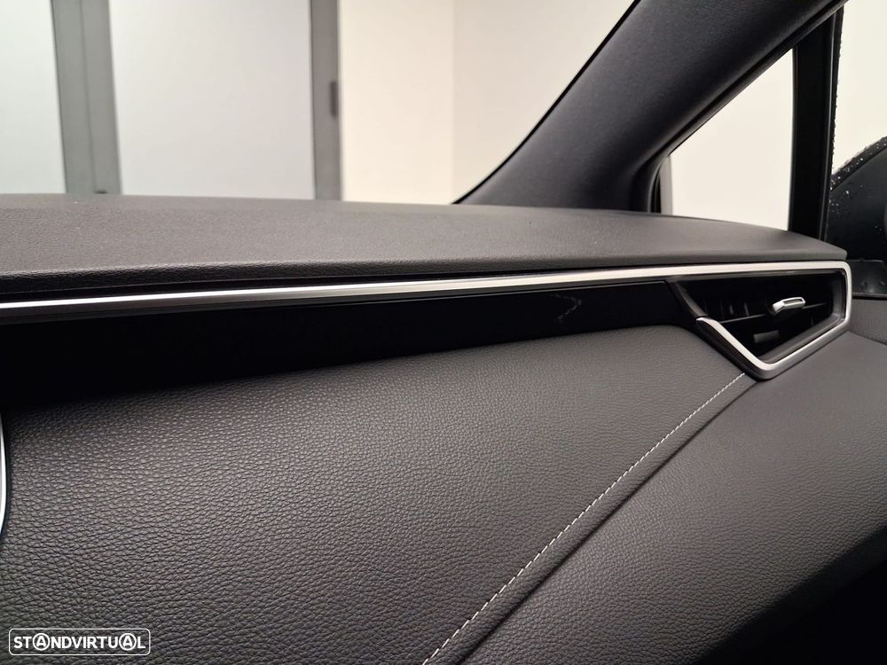 Toyota Corolla Touring Sports 1.8 Hybrid Comfort Plus - 36