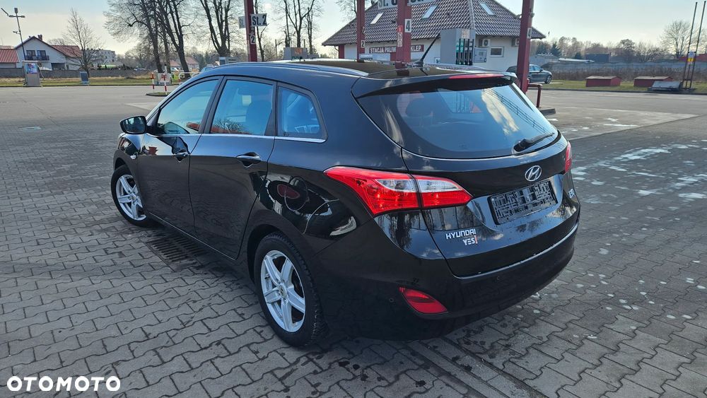 Hyundai i30 blue 1.6 GDI Trend - 3