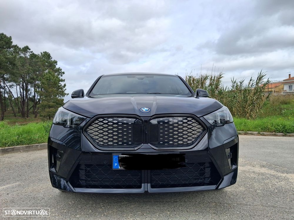 BMW iX2 eDrive20 Pack Desportivo M Pro - 6