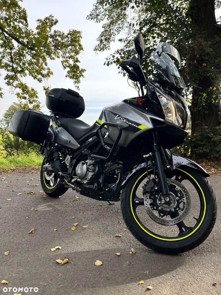 Suzuki V-STROM - 1
