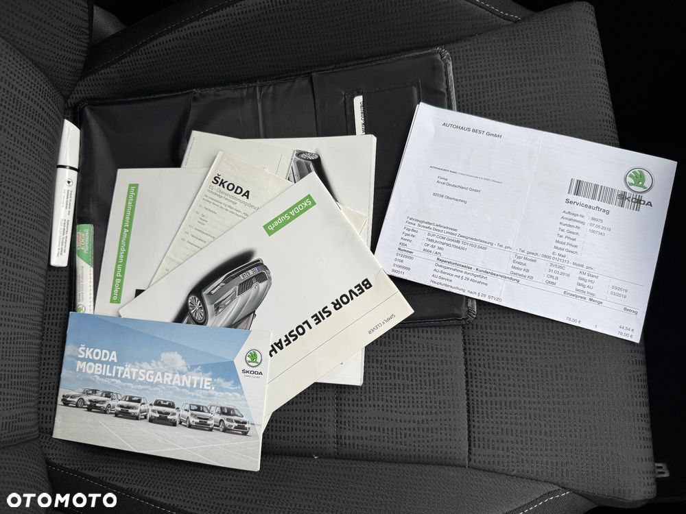 Skoda Superb 2.0 TDI DSG Sportline - 16