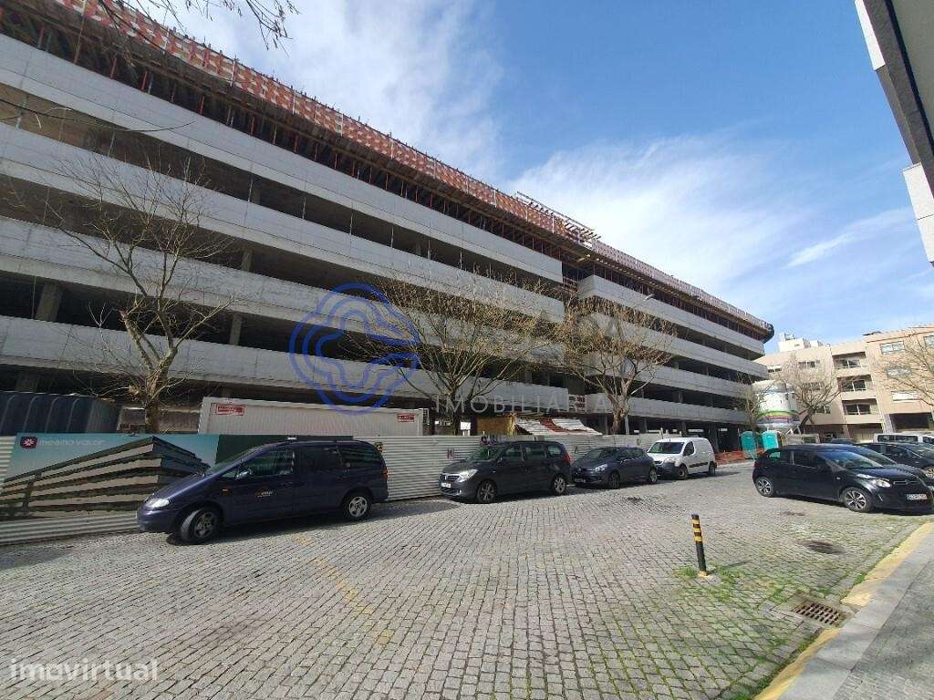 T2 EM CONDOMINIO FECHADO NO CENTRO DE MATOSINHOS - Grande imagem: 3/22