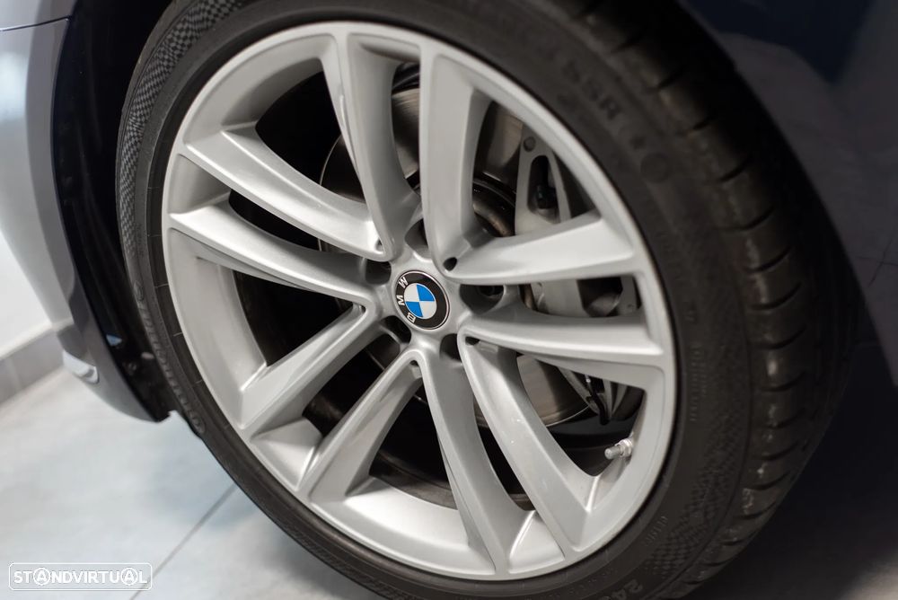 BMW 740 d xDrive Pack M - 7