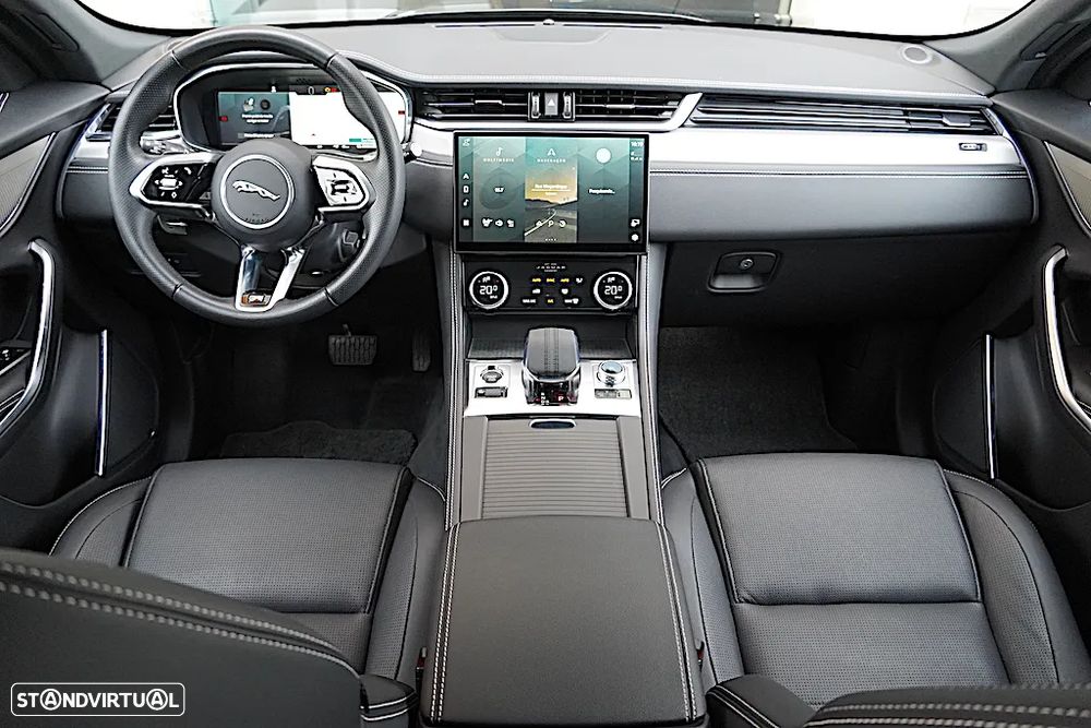 Jaguar F-Pace 2.0 P400e AWD R-Dynamic S - 30