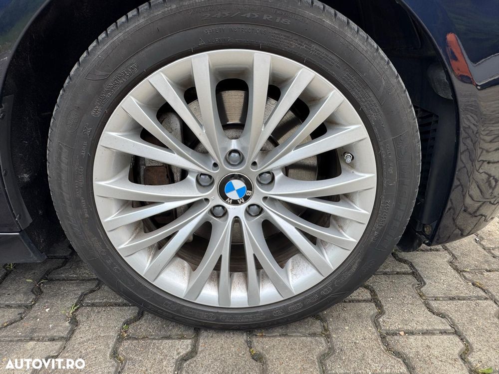 BMW Seria 5 525d xDrive Sport-Aut. - 8
