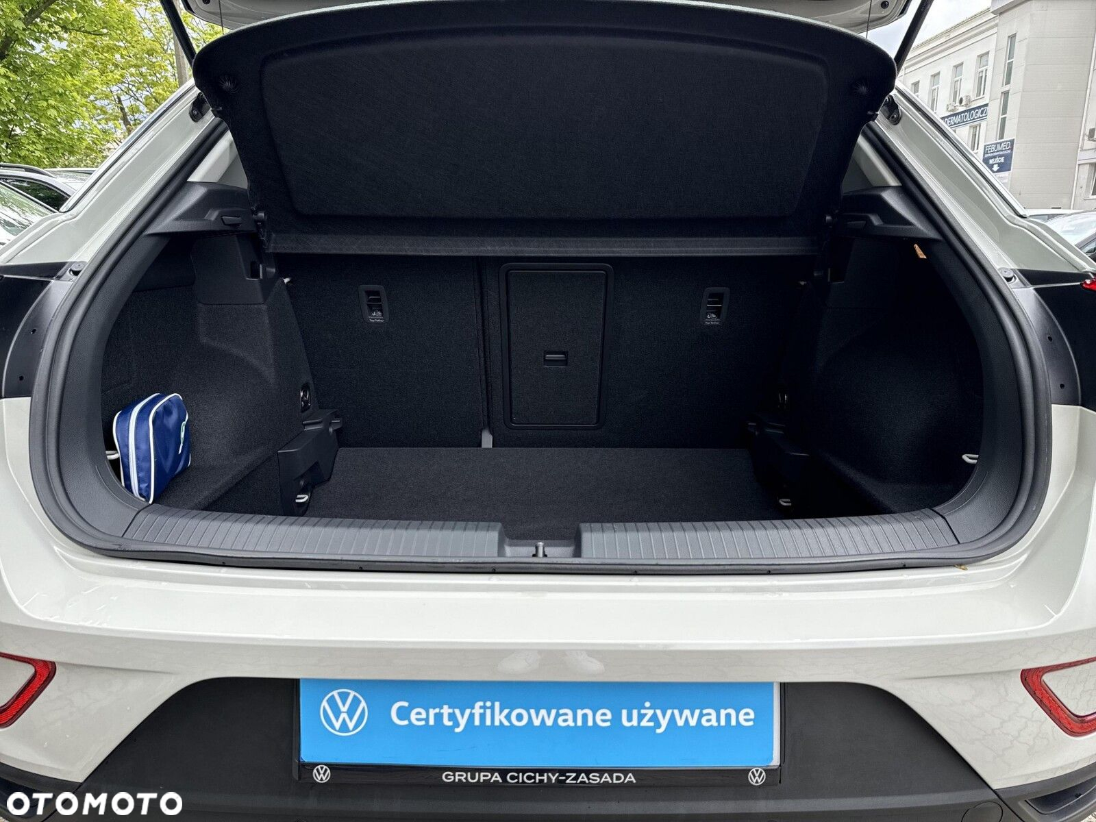 Volkswagen T-Roc - 25