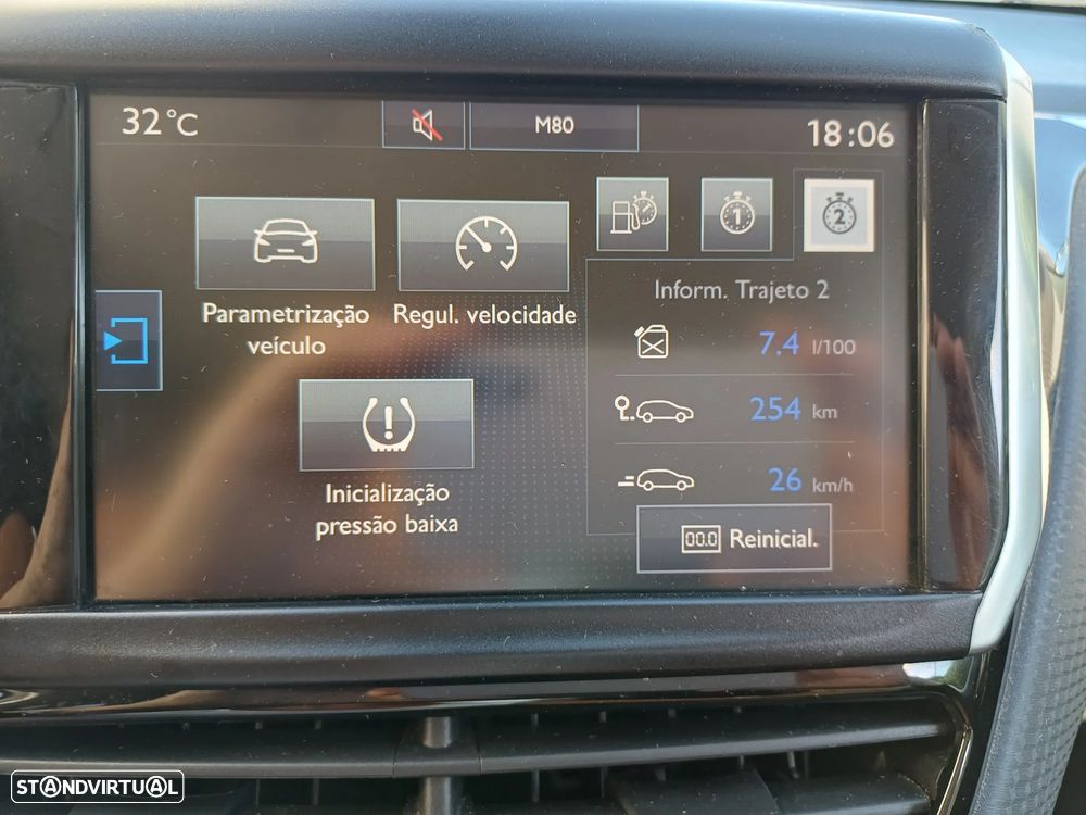 Peugeot 208 1.2 PureTech Style - 5