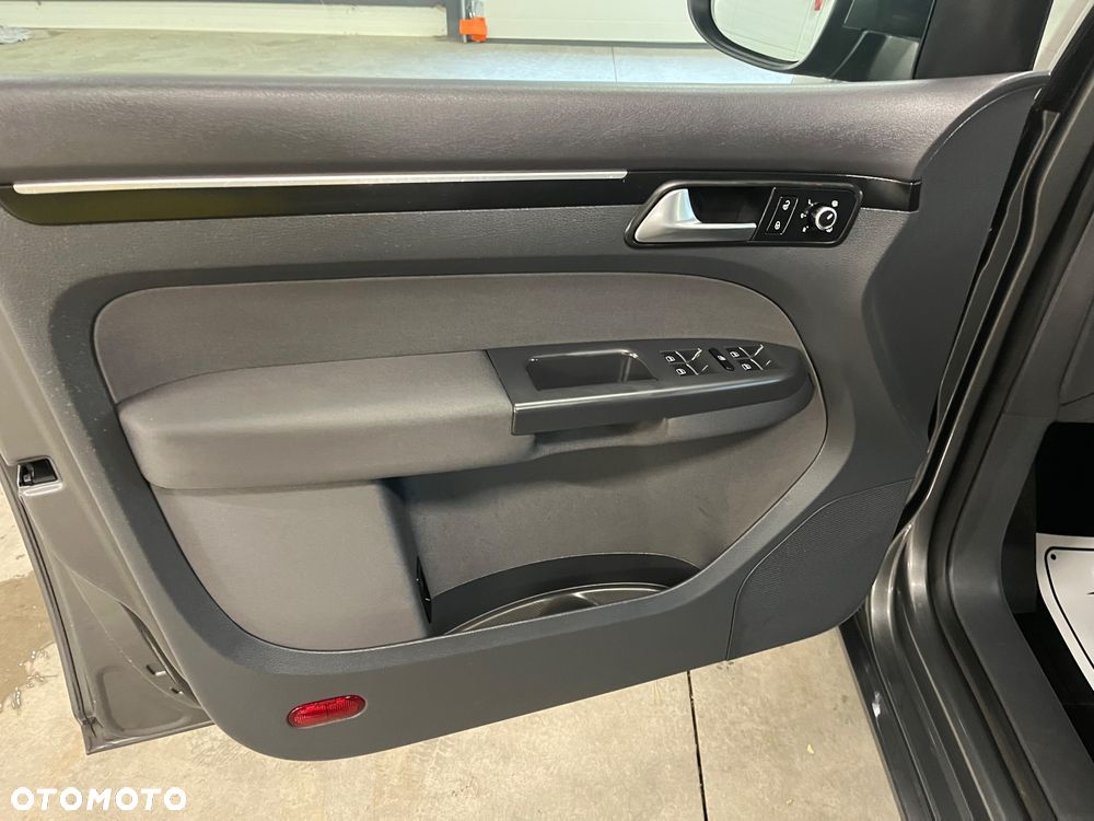 Volkswagen Touran 1.6 TDI DPF Comfortline Perfectline - 20